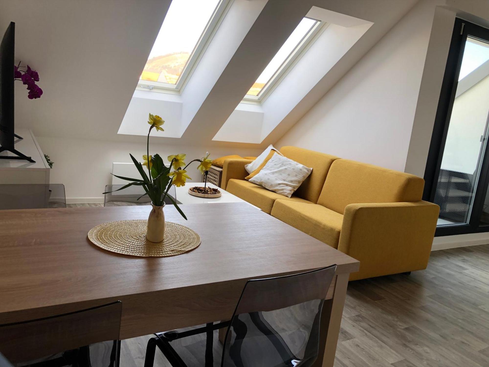 Apartman X28 Mikulov Exteriör bild